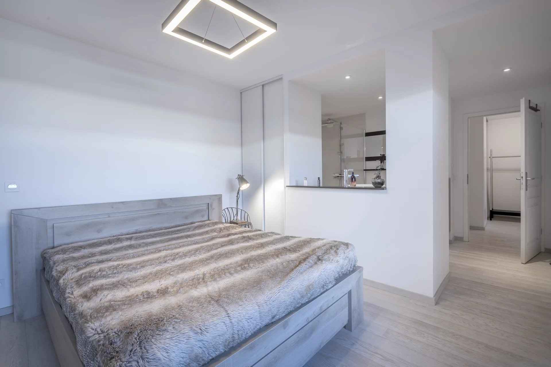 576a8f23575cd5aaedd1d56b149a3aba fdb70ff294 1920 original - Translation missing: en.helpers.application.image_tag.default_alt