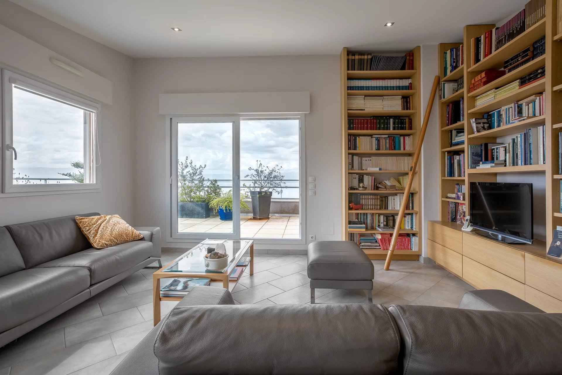 42db5fb3c12bc27d560f0440fad643e2 4d18c98a63 1920 original - Attribut alt par défaut.