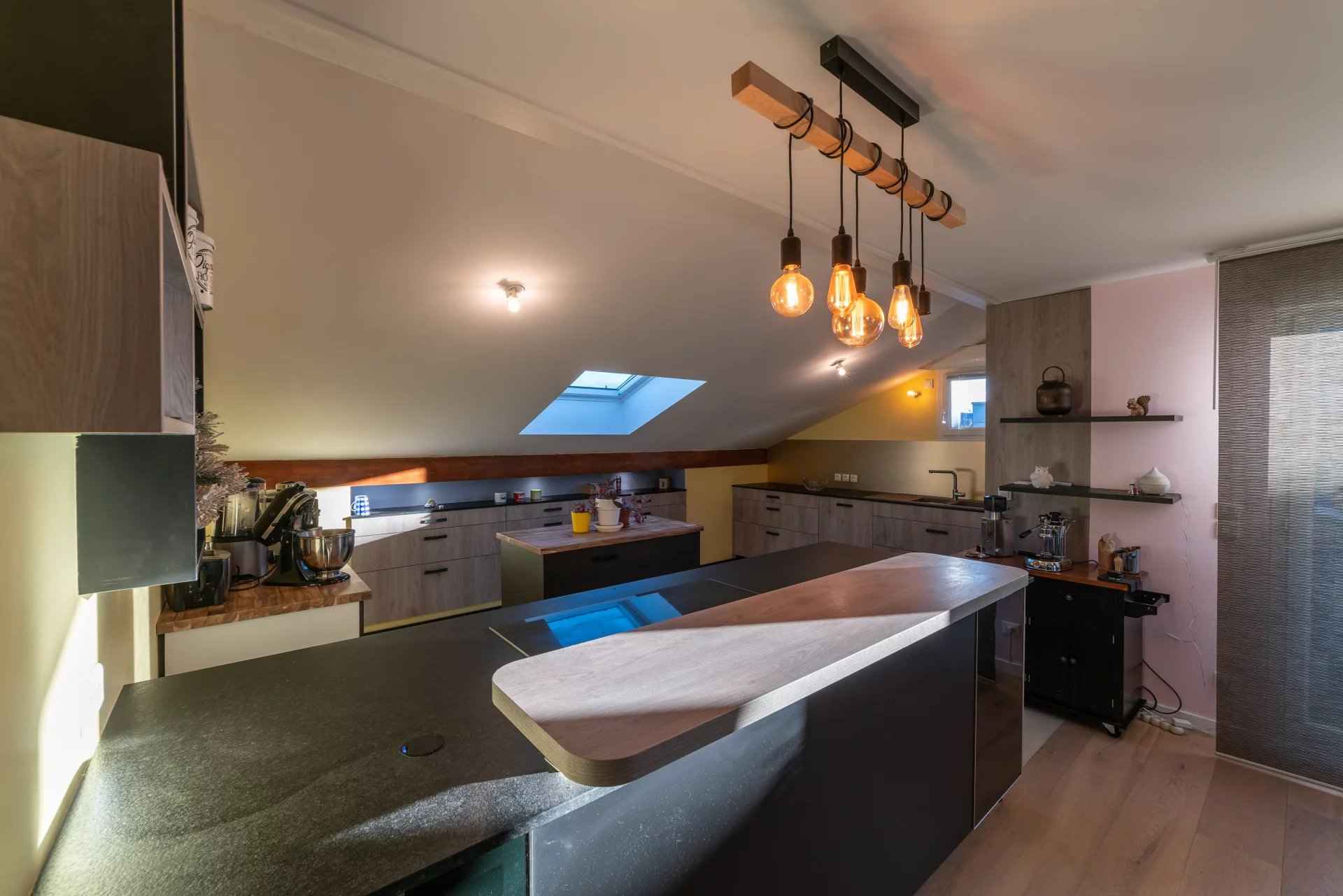 1469df7cfdf7e4640bae81003d26661e a235b4a5f2 1920 original - Attribut alt par défaut.