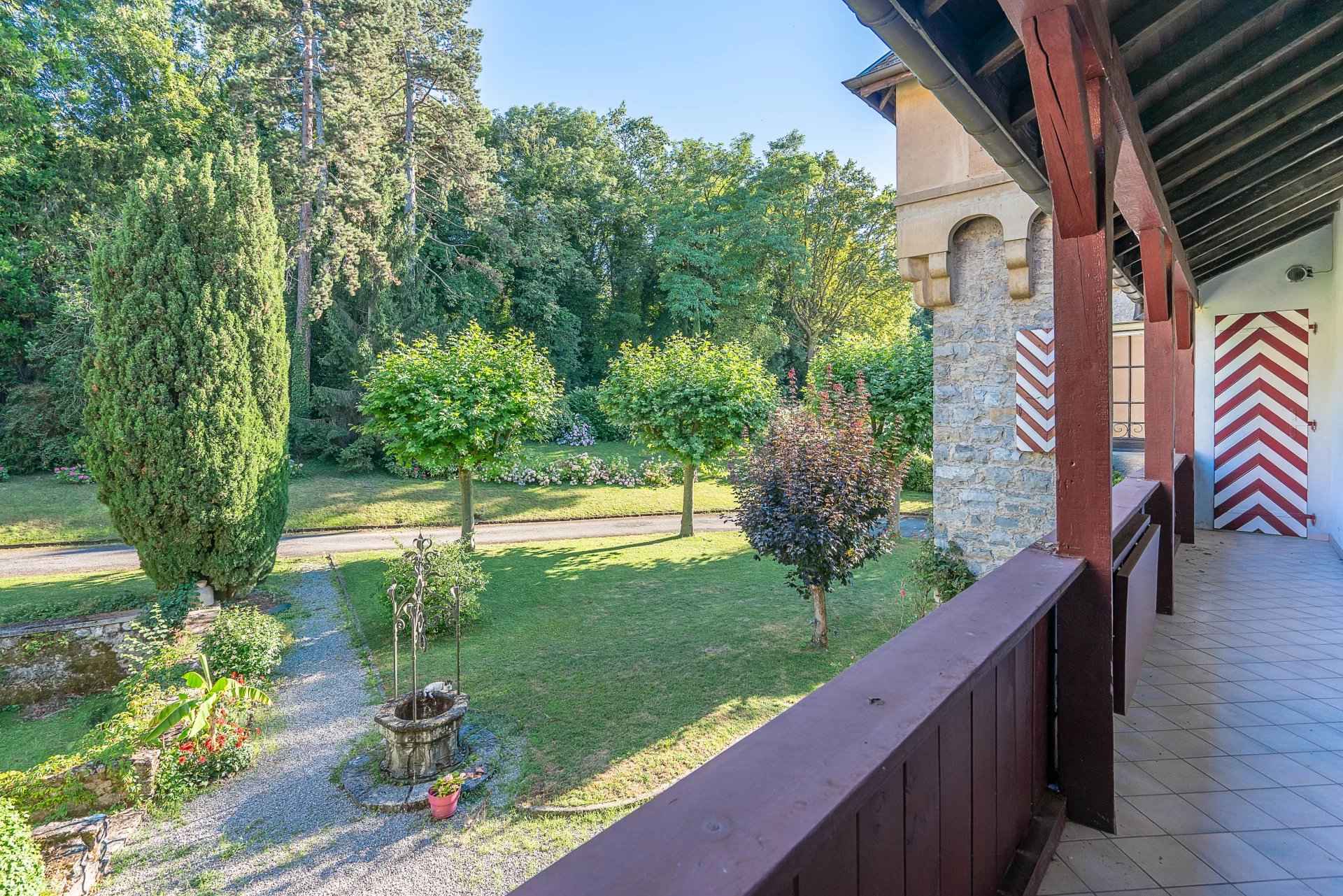 54875ccfa5abfbe00019c32bf1ede052 ab2391c78c 1920 original - Attribut alt par défaut.