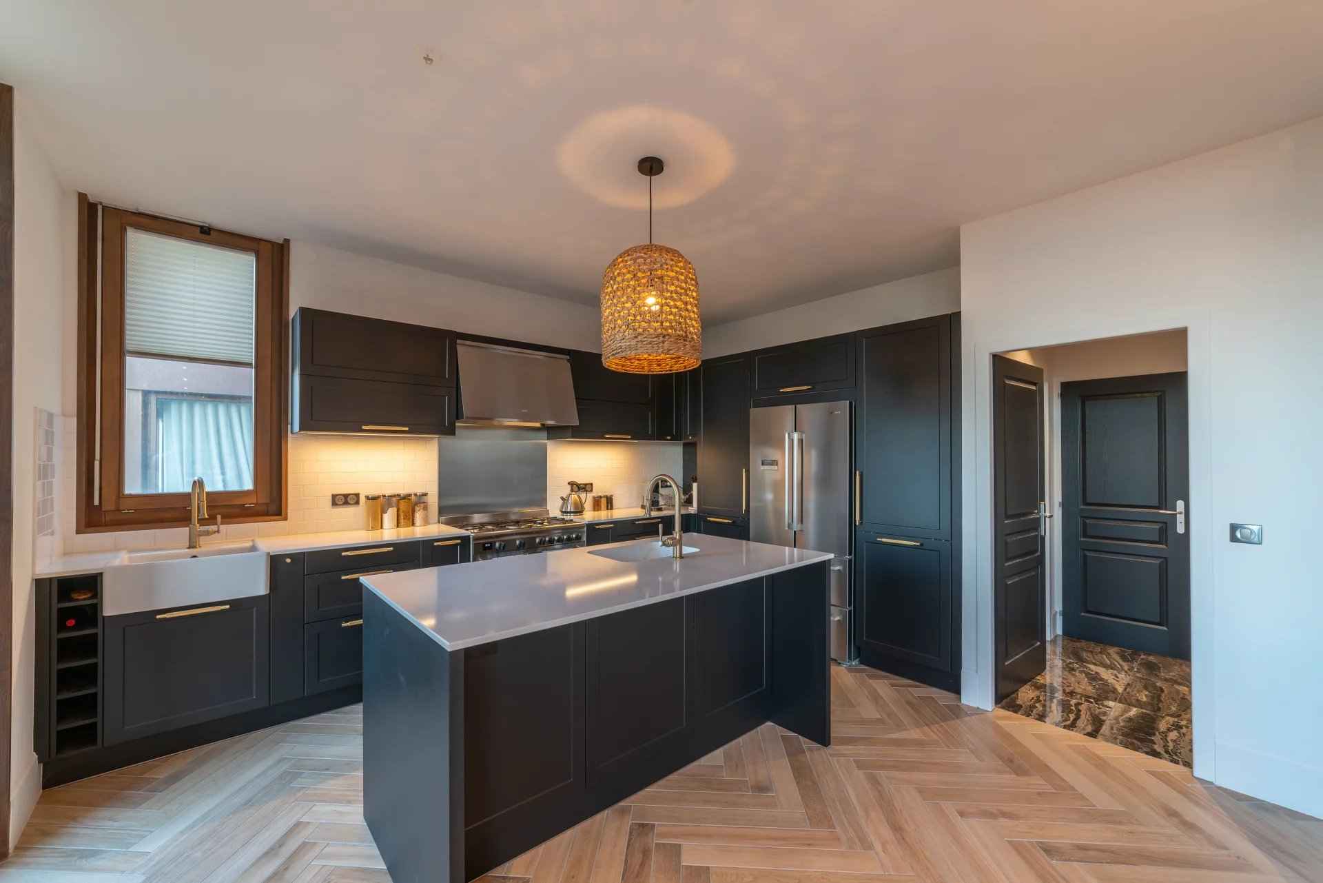 Cb2f51880cba197a1b1b1eadbba62258 0c8d6d935a 1920 original - Attribut alt par défaut.