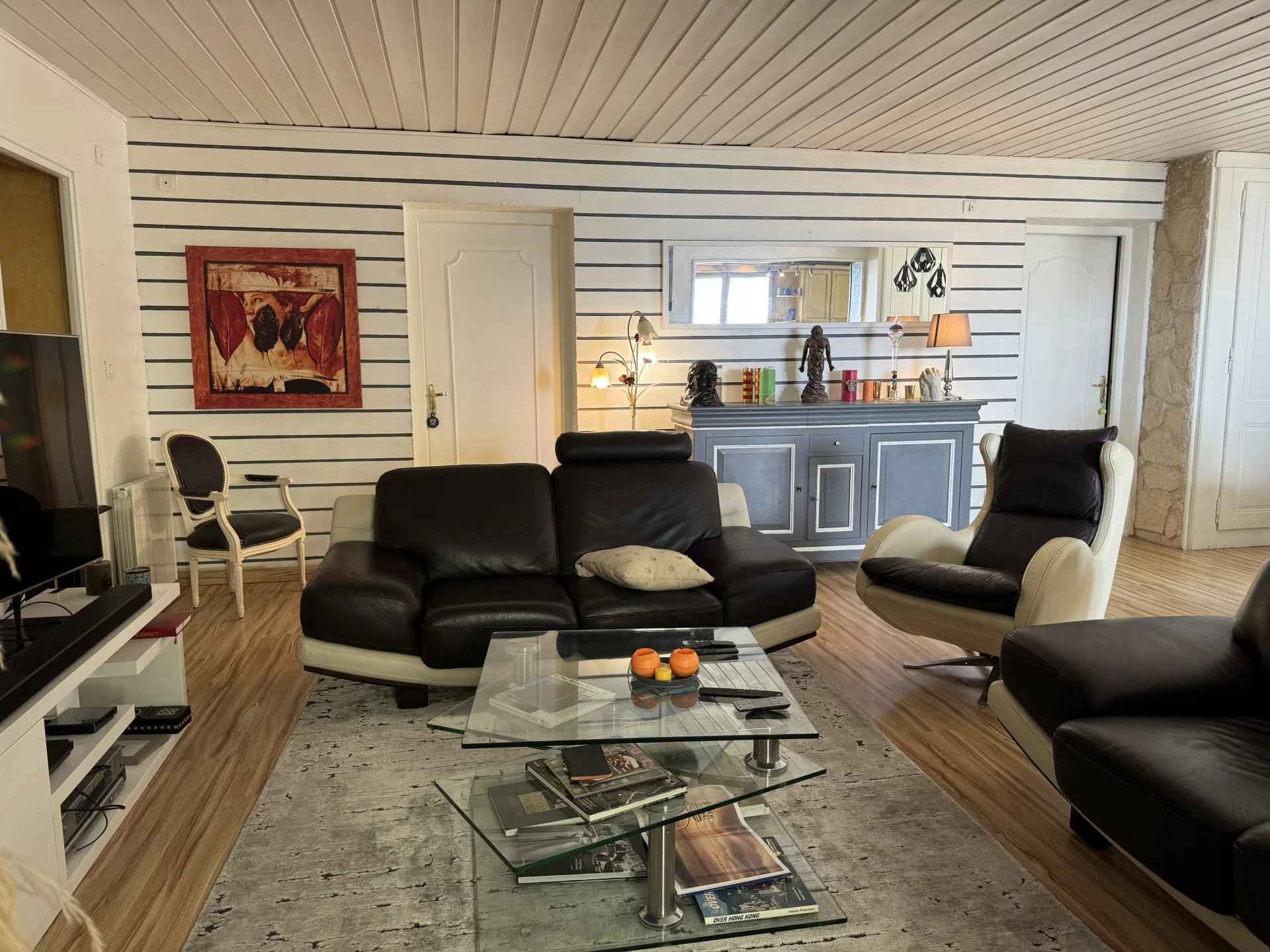 1c0f8cddfe01d50223b5c1f7c53fb4b3 94ec36d3f1 1920 original - Translation missing: en.helpers.application.image_tag.default_alt