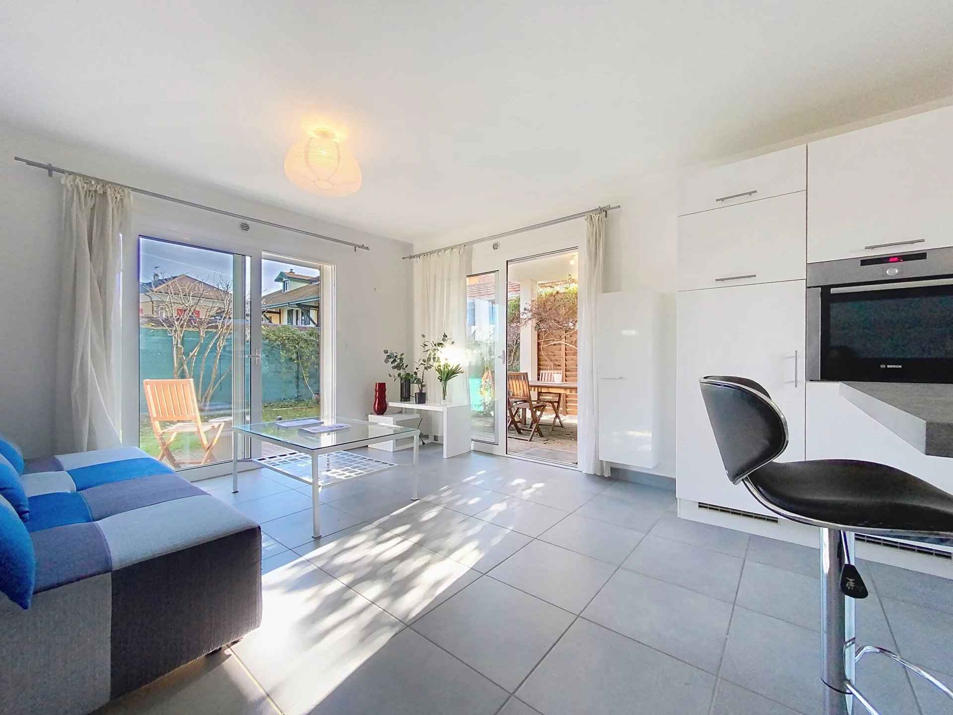 8ae7490c5c13cd24ab56a717ccf8c4bd c2210f7e40 1920 original - Attribut alt par défaut.