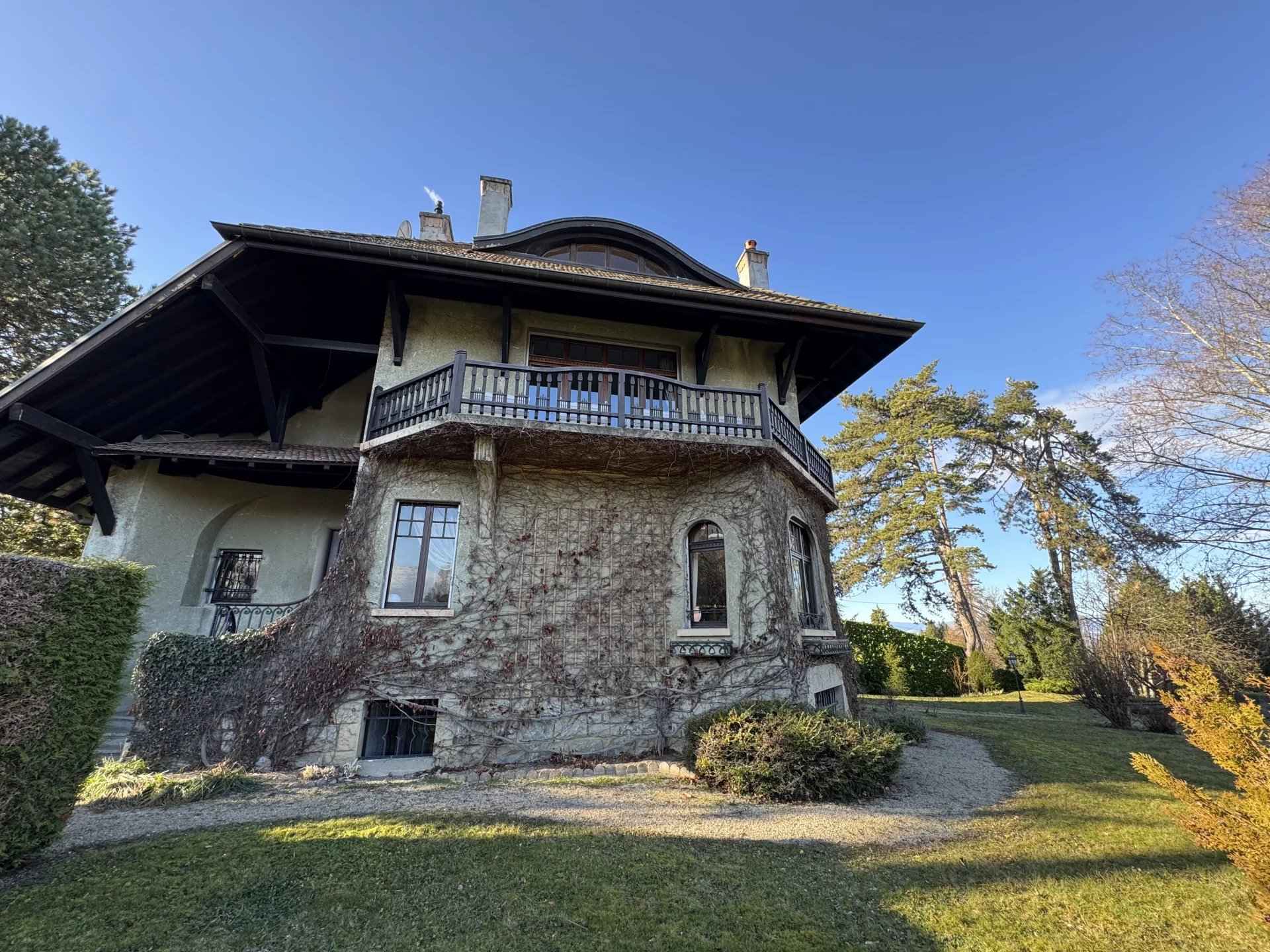 60107eb0e8b771d328c4334e8fc46fbc d2b2daf37a 1920 original - Attribut alt par défaut.