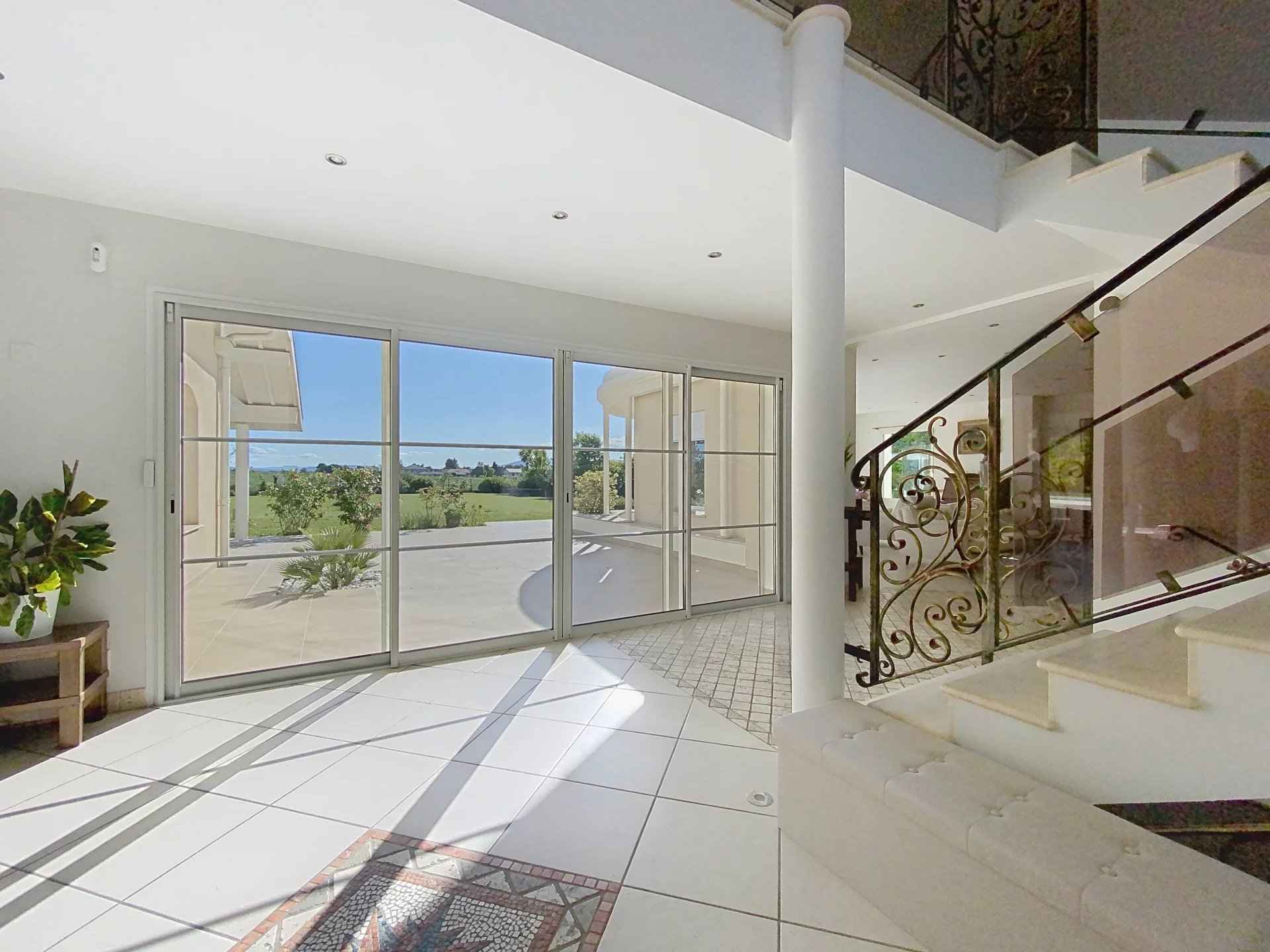 Ca864bd4d07b65647ebb282e8850b695 e1f0672fa7 1920 original - Attribut alt par défaut.