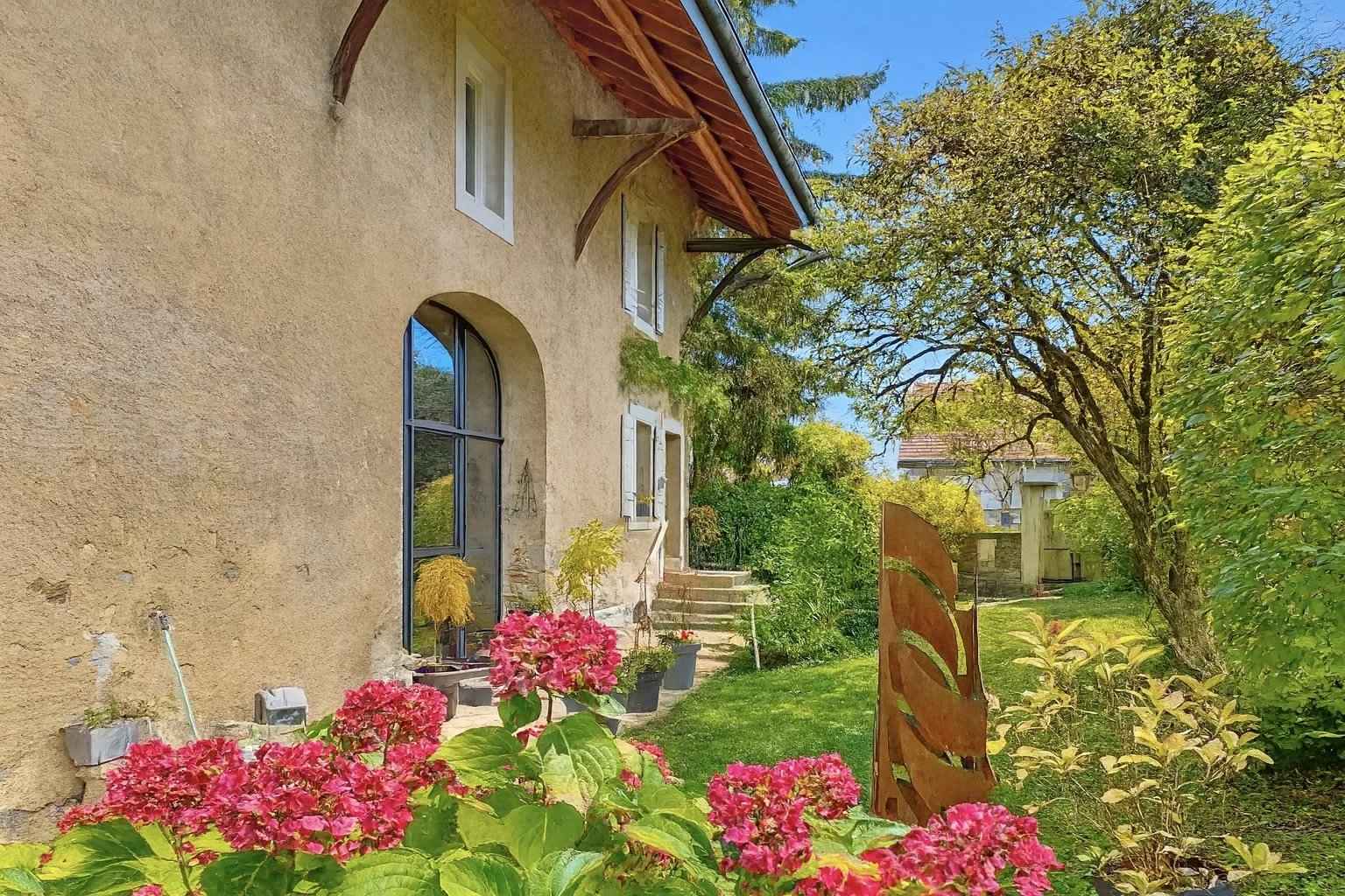 23929f6396d0bb6f45c7b5af0e1d2d99 e967e6f853 1536 original - Attribut alt par défaut.