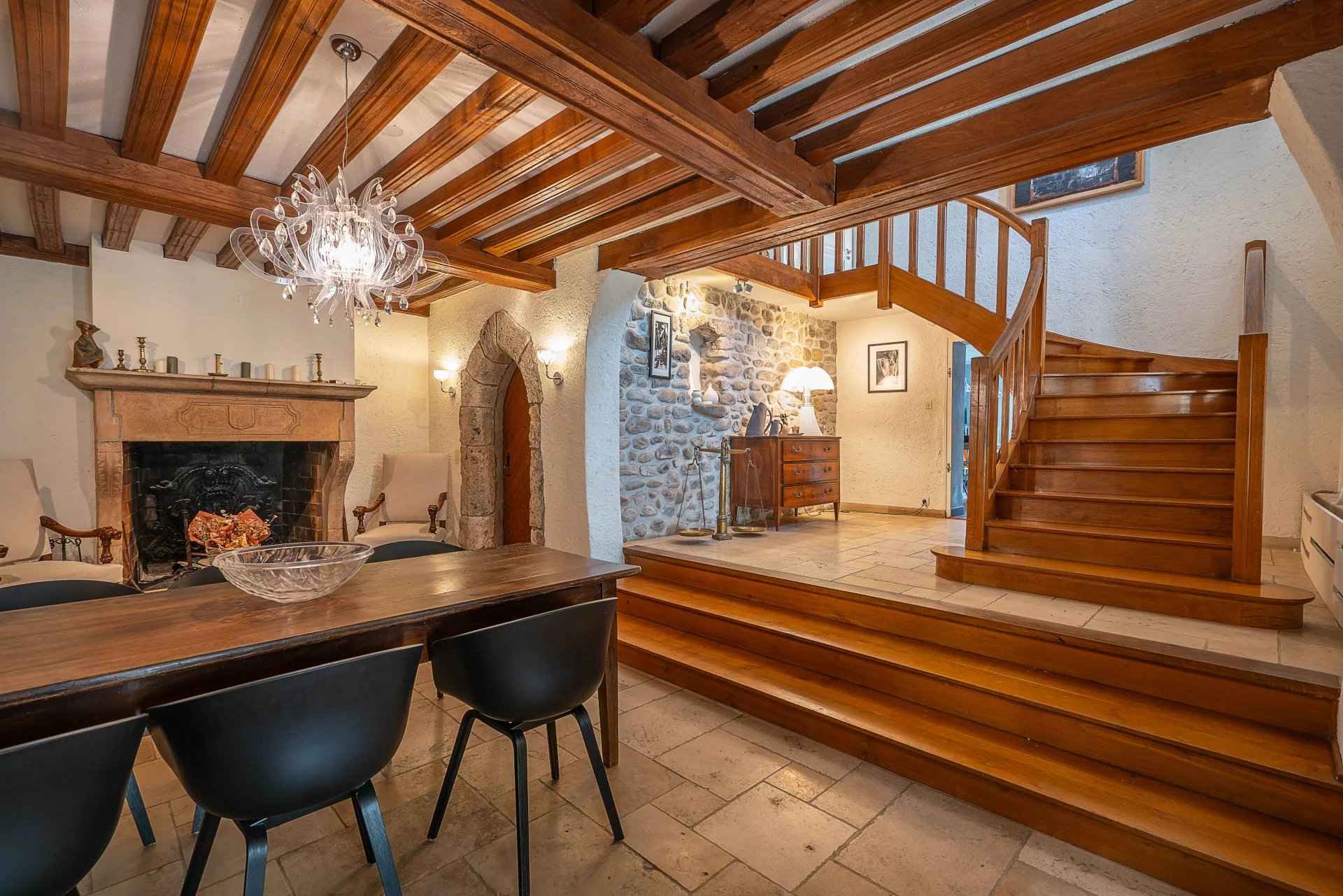 8241c8f11c3d5bbc36f697862fd641cf ed49fb71ee 1920 original - Attribut alt par défaut.