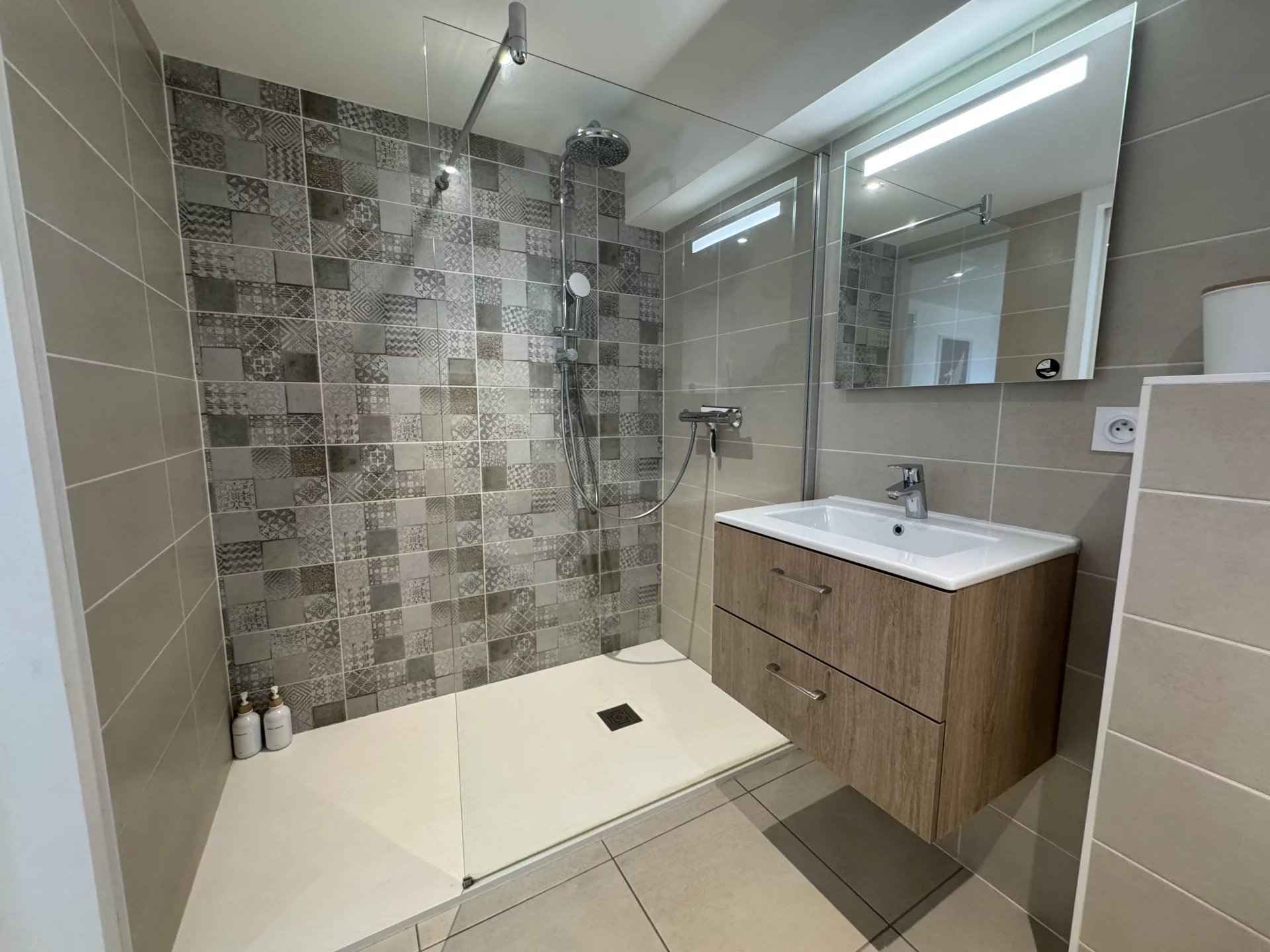 75ac88fec955289370fb0843c76ccdc3 453fcdb4ff 1920 original - Translation missing: en.helpers.application.image_tag.default_alt