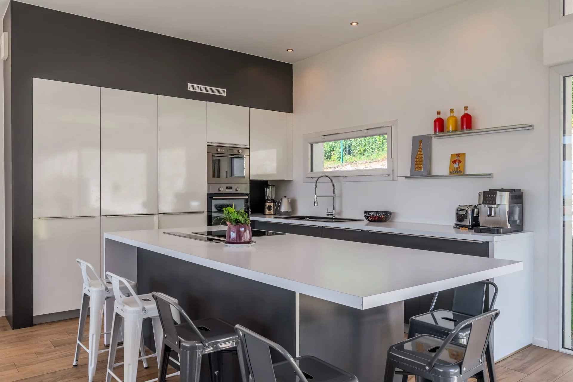 6bee3b8e687791ba34251170ce3e9b66 e05450cd90 1920 original - Translation missing: en.helpers.application.image_tag.default_alt