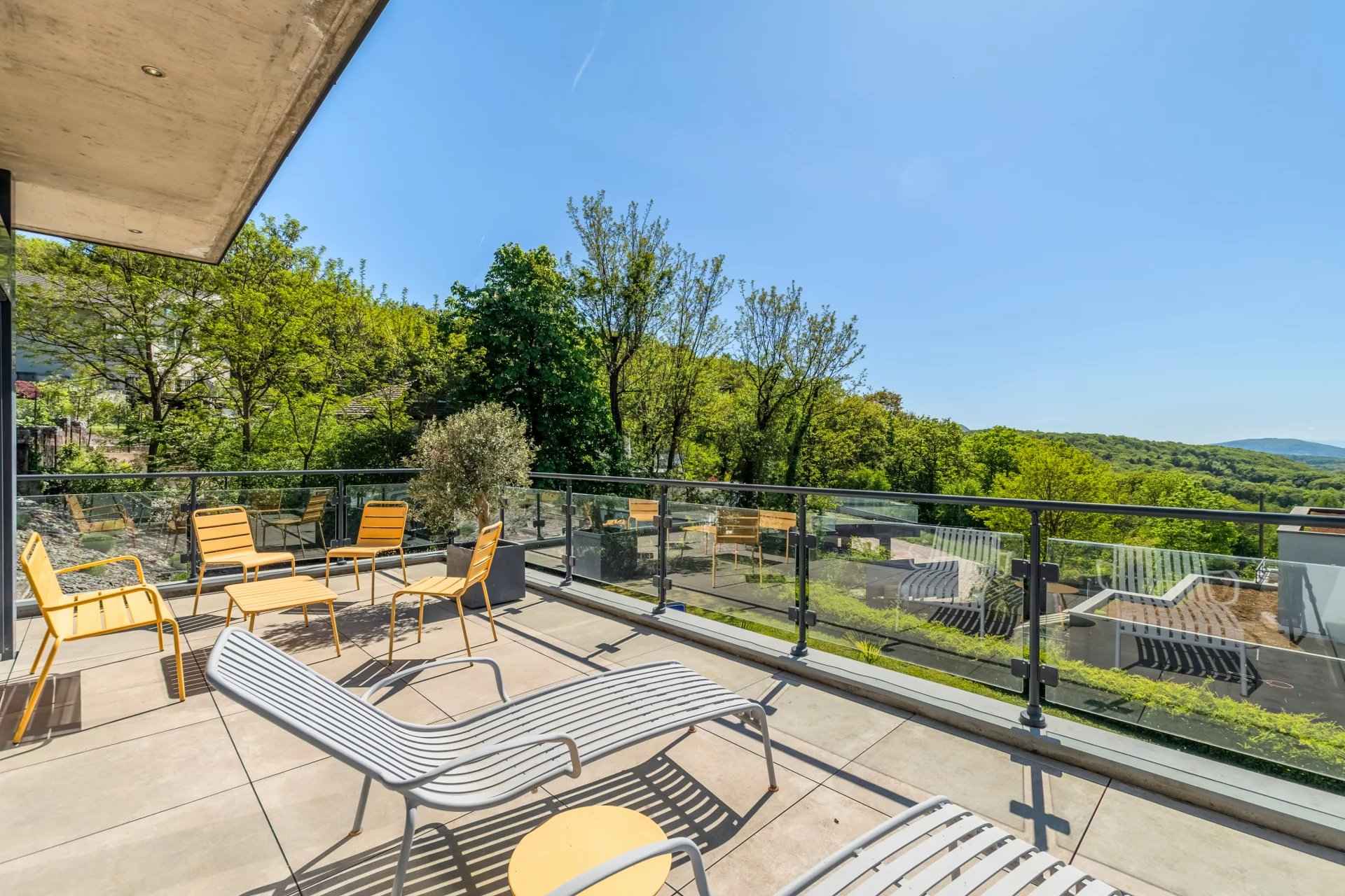 158f9dc33616ee957a0fc41e32c70e9d e28aa76ae9 1920 original - Translation missing: en.helpers.application.image_tag.default_alt