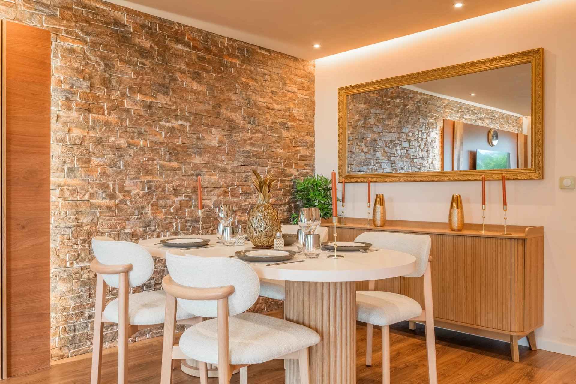 B2d83b15fb492bf0c42a3eae425848af f2d1047891 1920 original - Attribut alt par défaut.