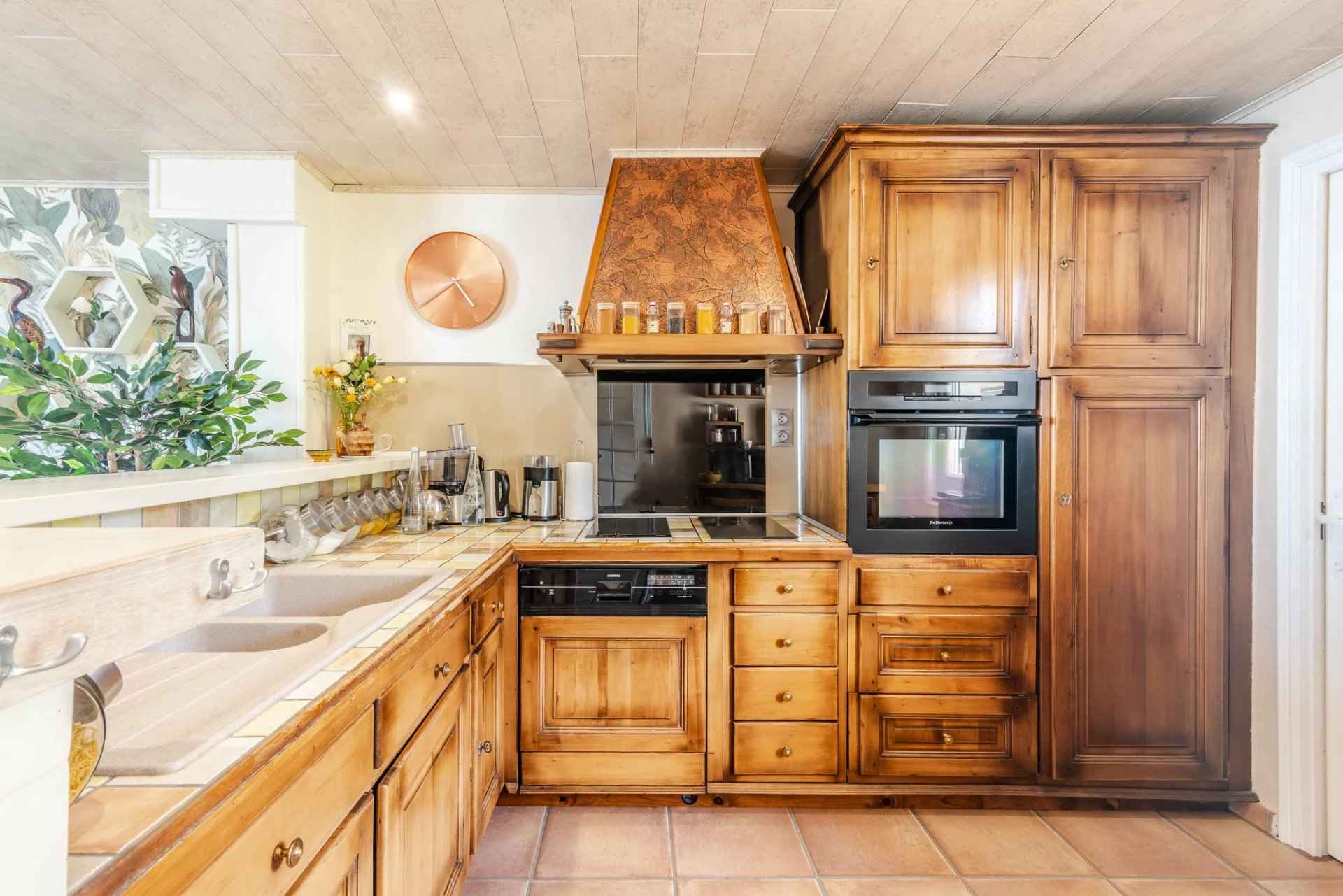 1ea001a7763ea07e7cf5baf98b421ca9 1bad7e5bf4 1920 original - Attribut alt par défaut.