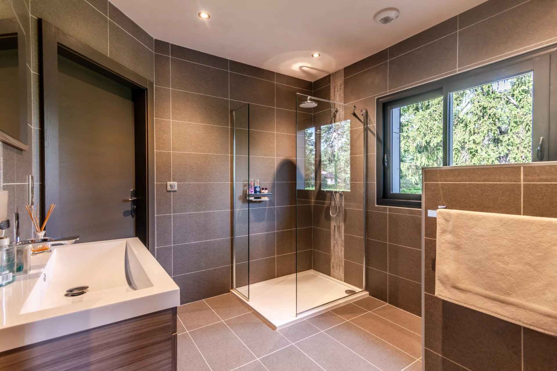 410f7d19083d1482219c07ddc454d94d cb5598e4da 1920 original - Translation missing: en.helpers.application.image_tag.default_alt