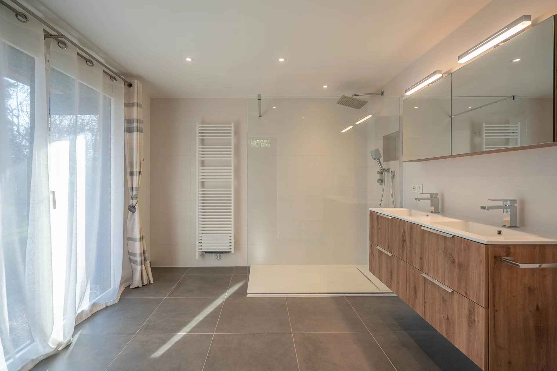 Cf2f6a5981fc4d87d1b11a01d8194fb3 d95ffcd71e 1920 original - Attribut alt par défaut.