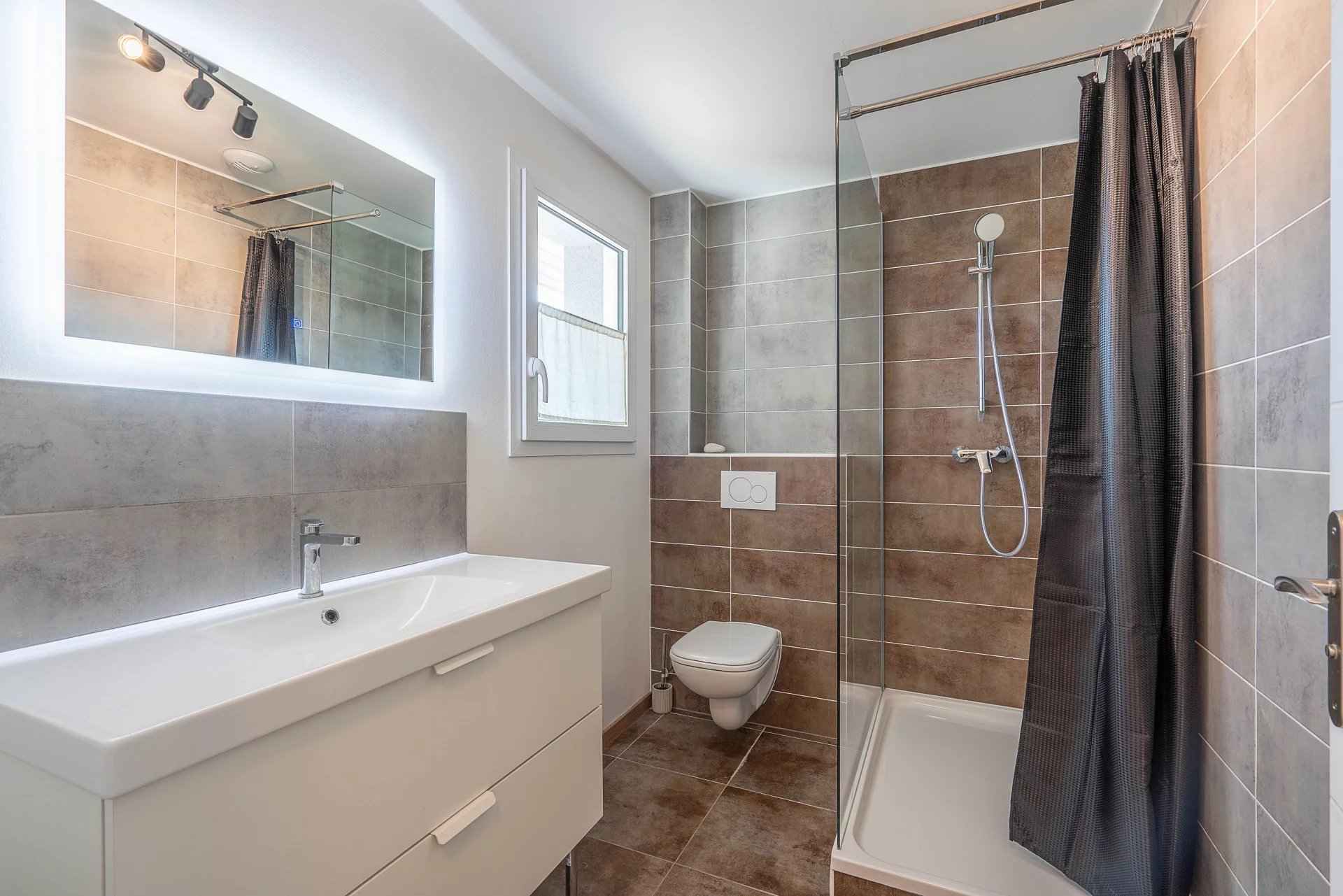 6641f675ffbe285953c0fad5b50ffc2e 46a00d3cbe 1920 original - Attribut alt par défaut.