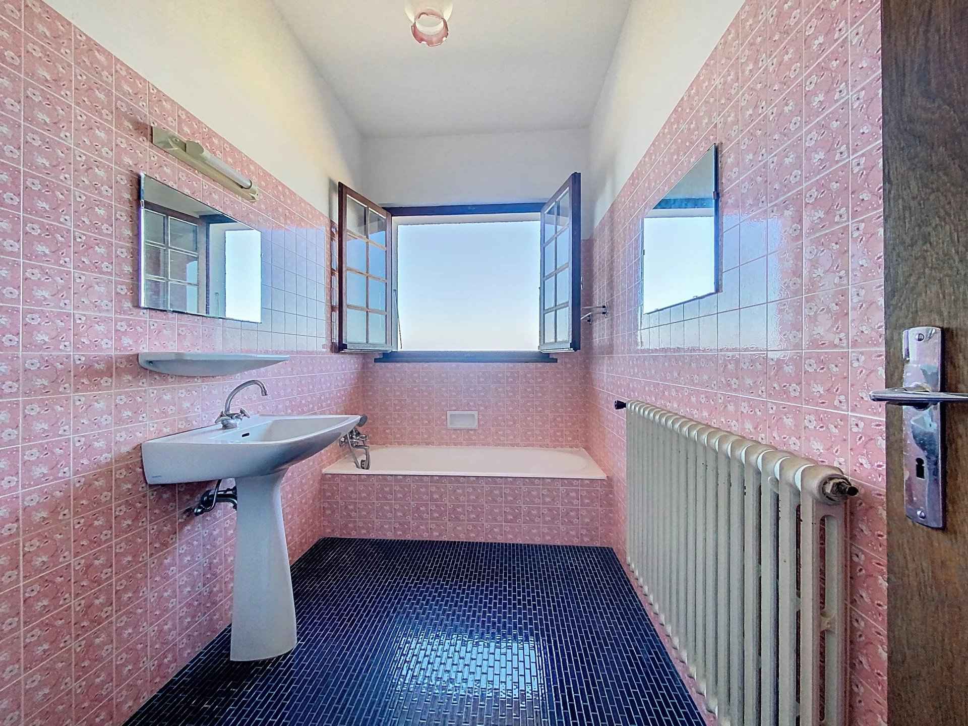 89612e90a0583c92cb5ec1fc3c2a043e 1e9682ca4b 1920 original - Attribut alt par défaut.