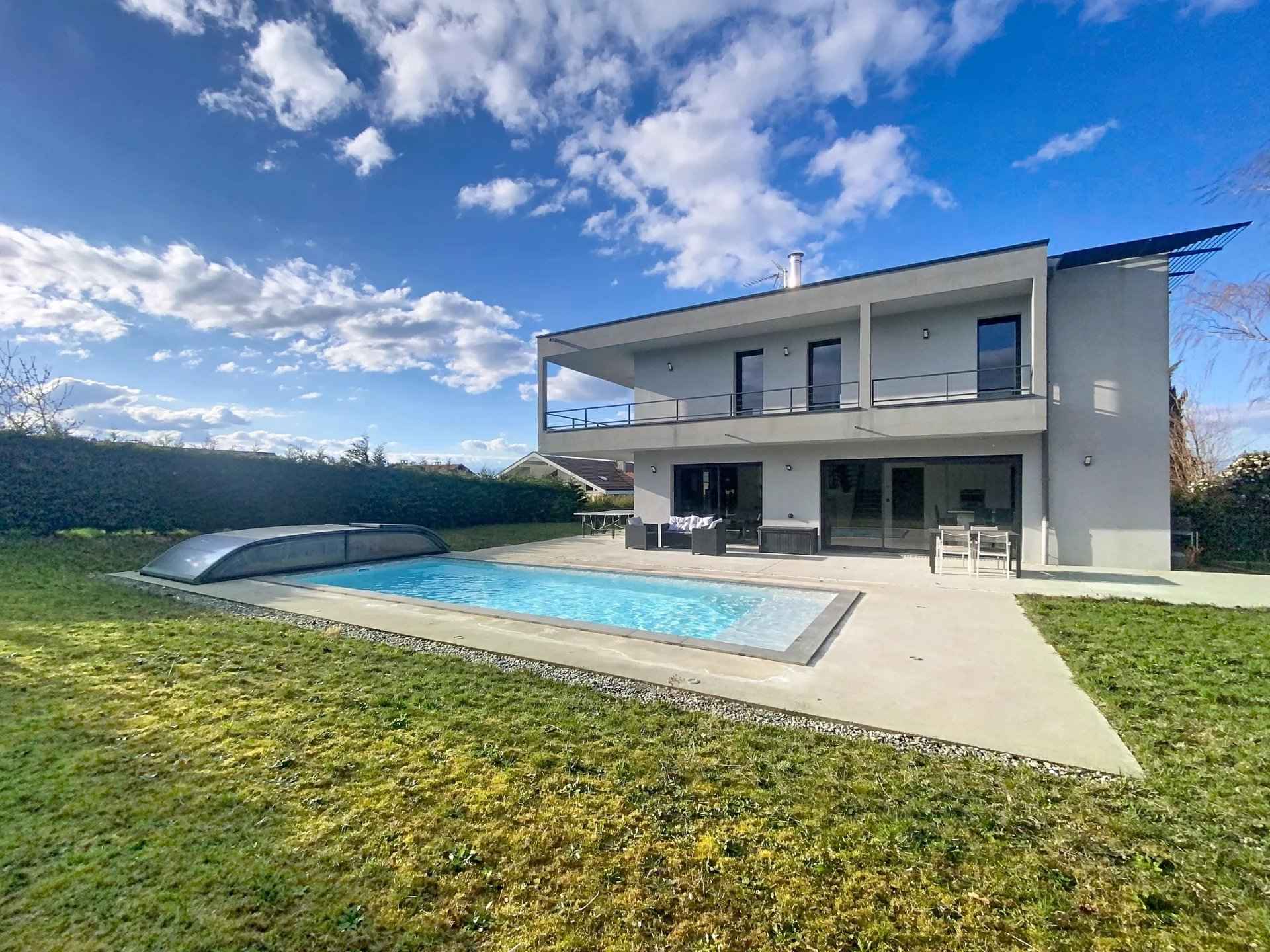 B17536a1e30280df7347f11bd4c4a4e8 9549b05f2c 1920 original - Attribut alt par défaut.