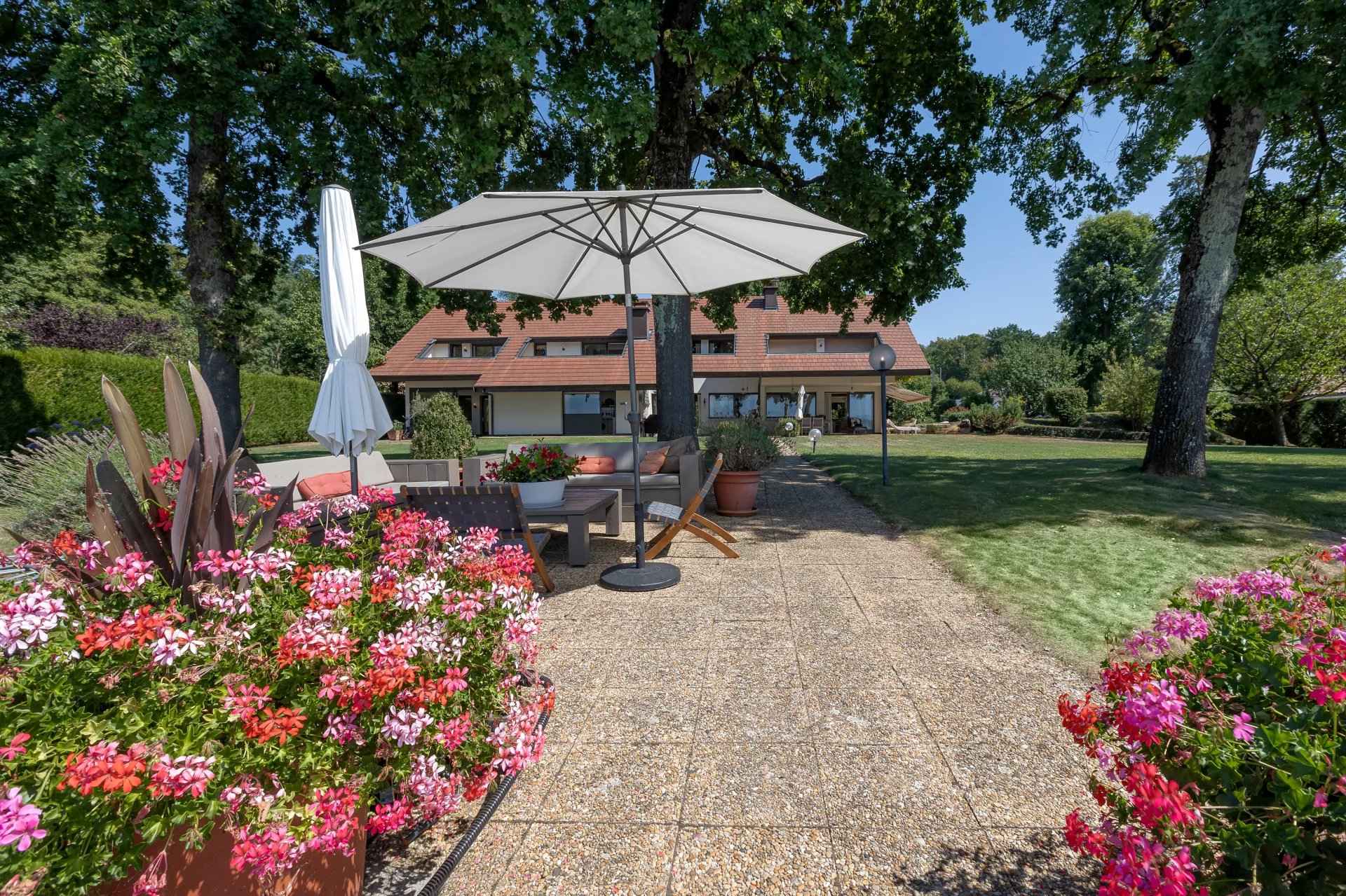 Maison / Villa - Barnes Léman, agence immobilière de prestige