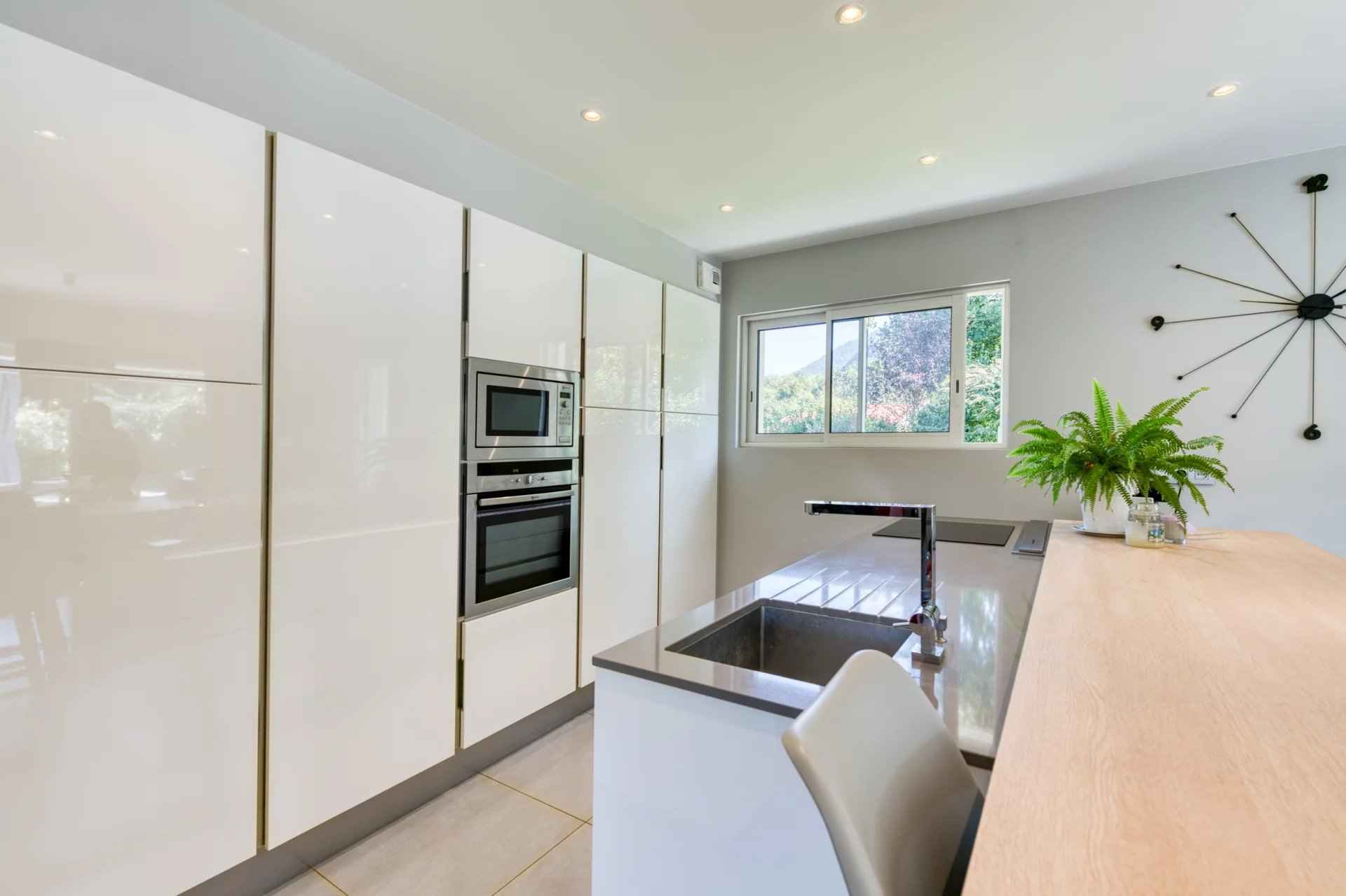 Maison / Villa - Barnes Évian, agence immobilière de prestige