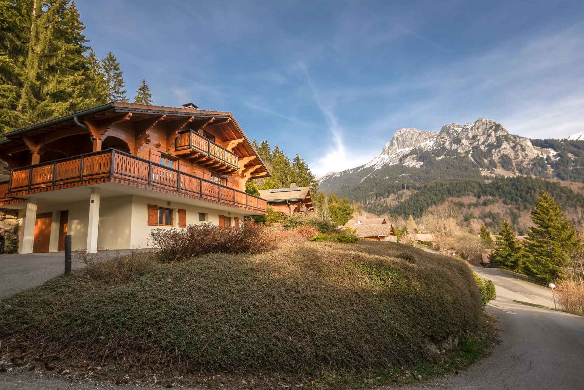 Maison / Villa - Barnes Léman, agence immobilière de prestige