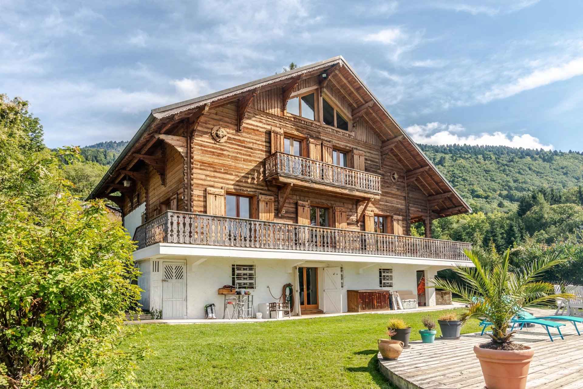 Maison / Villa - Barnes Évian, agence immobilière de prestige, chalet