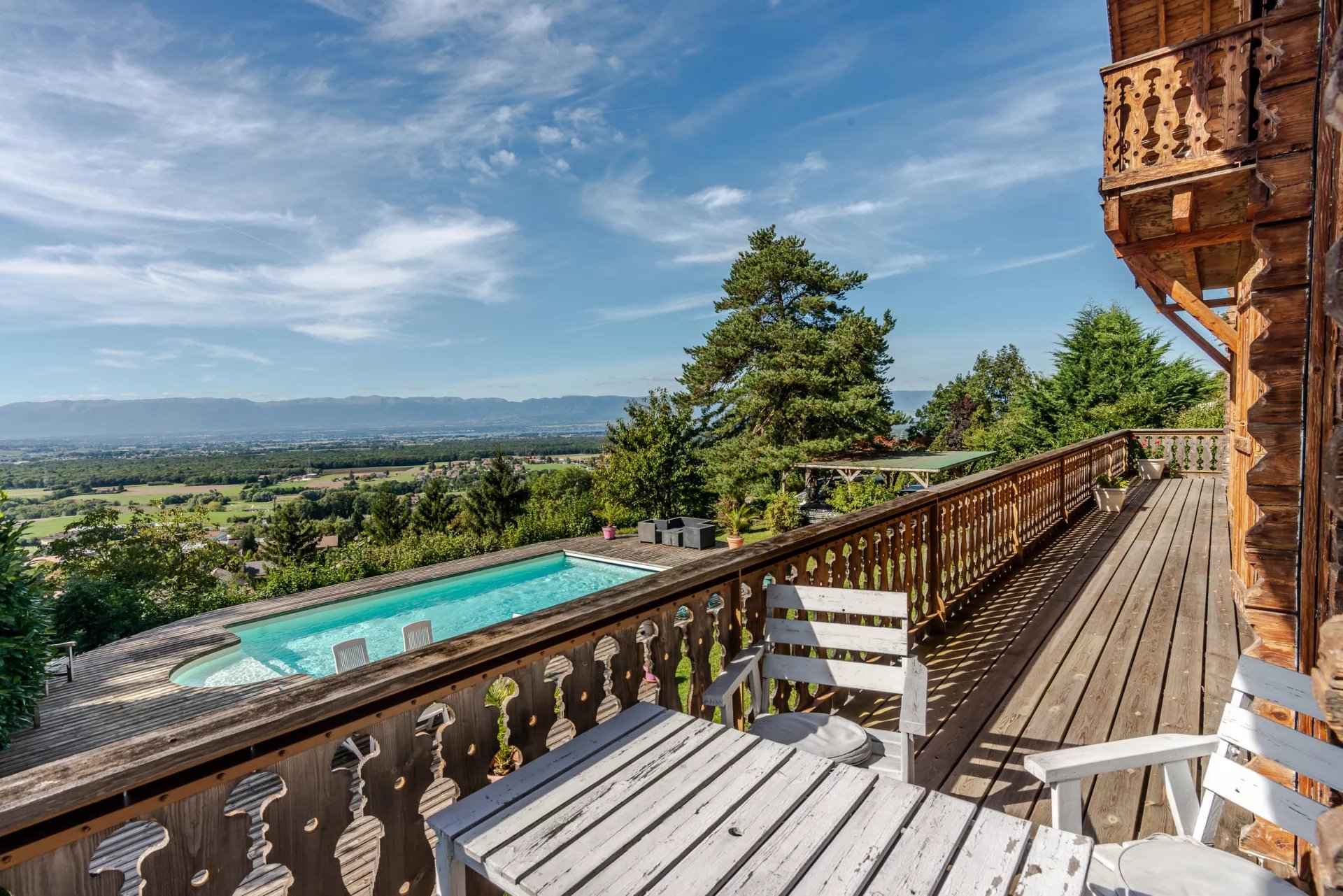 Maison / Villa - Barnes Évian, agence immobilière de prestige, balcon