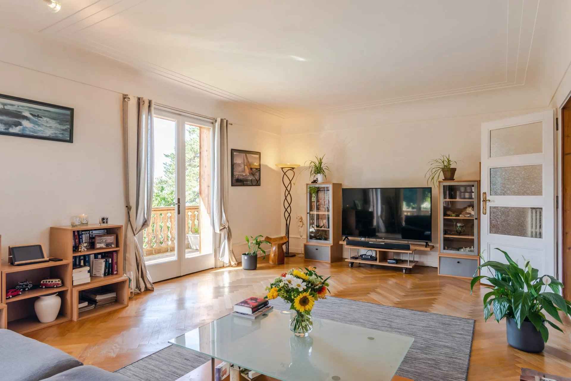 Maison / Villa - Barnes Évian, agence immobilière de prestige, salon