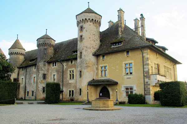 Chateau de ripaille - Attribut alt par défaut.