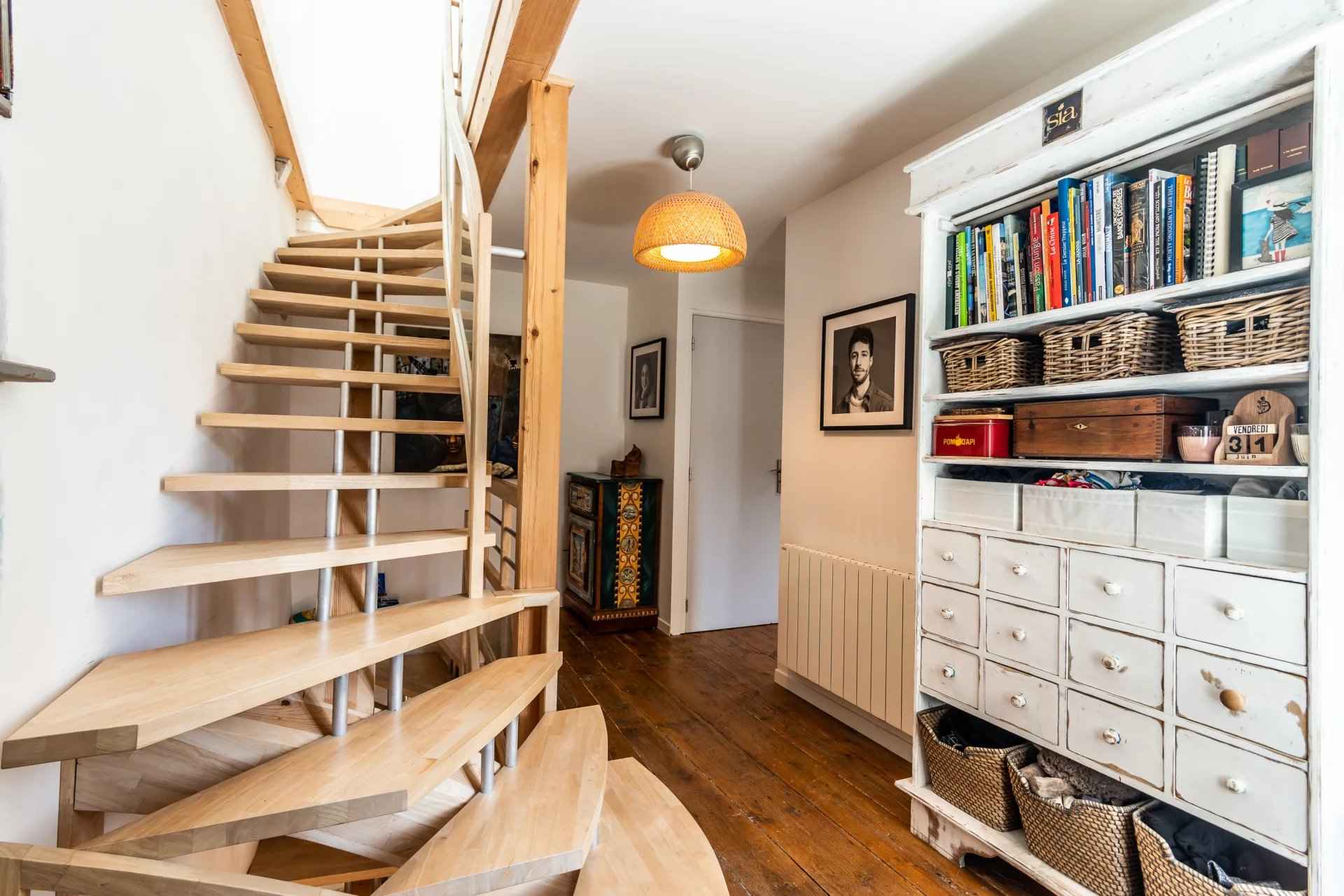 Maison / Villa - Barnes Léman, agence immobilière de prestige, escalier